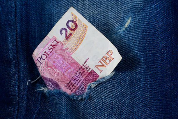 istock Twenty zloty in jeans 1128075172