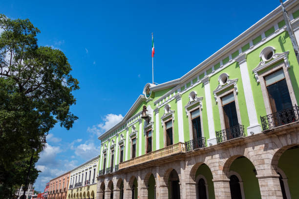 istock Green Government Palace 1128092738