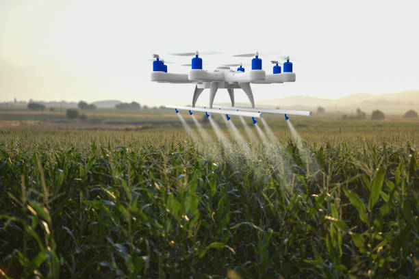 drone, pulvérisation d’un champ - aerial view mid air farm field photos et images de collection