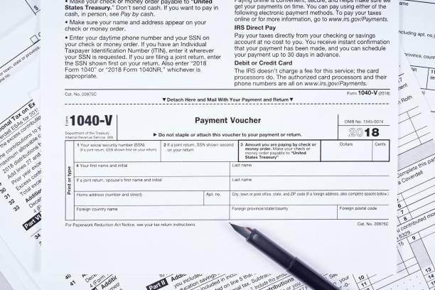 istock Tax reporting and tax payment 1128171056