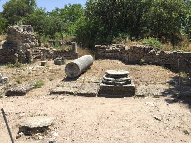 istock Ruins of Troy 1128188843