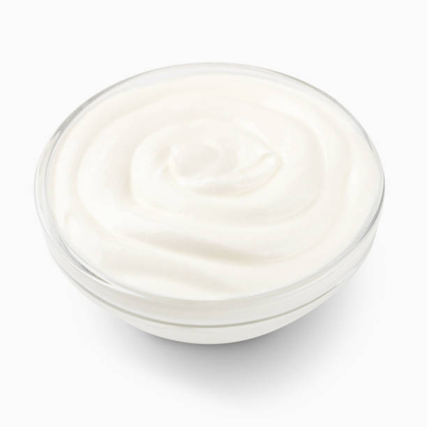 istock Bowl of greek yogurt 1128195765
