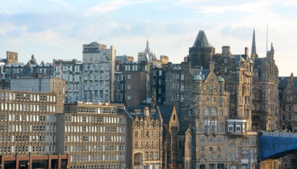 istock Edinburgh: view of the city 1128198618