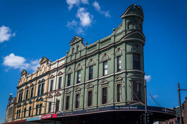 Newtown, NSW, Sydney, Australia Vernacular architecture on King Street, Newtown, NSW, Sydney, Australia newtown stock pictures, royalty-free photos & images