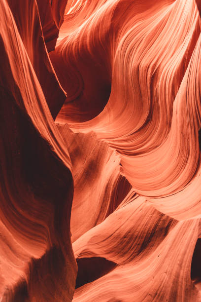 abstrakte landschaft der antelope canyon - canyon heaven sunbeam arizona stock-fotos und bilder