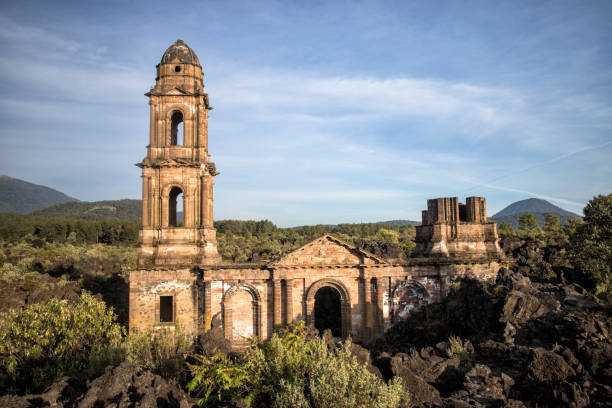 istock San Juan parangaricutiro, Paricutin. 1128283852