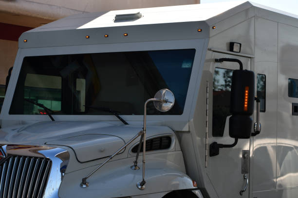 istock Armored Truck 1128318059