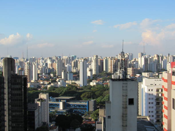 istock afternoon in the city 1128318193