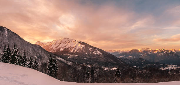 istock Last lights on Verzegnis 1128319334