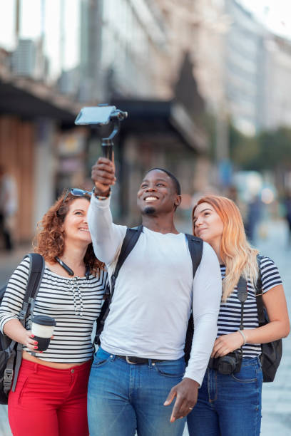 istock Tourists in the city 1128333092