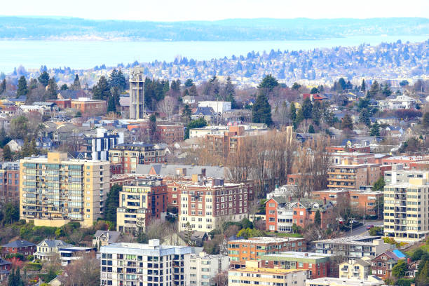istock Hot Seattle Housing Market 1128344443