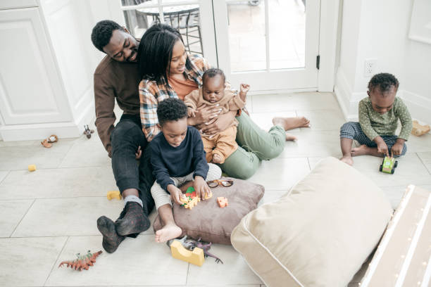 istock Authentic parenting and little kids 1128367695
