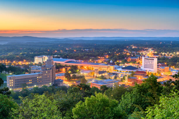 istock Hot Springs, Arkansas, USA Town Skyline 1128452796
