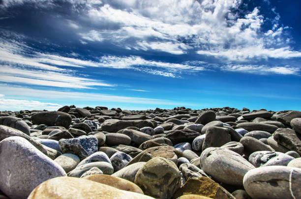 The illusion of the stones touching the sky, from low level.
