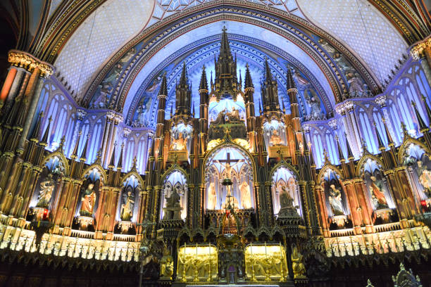 istock Notre Dame Basilica - Montreal, Canada 1128475402