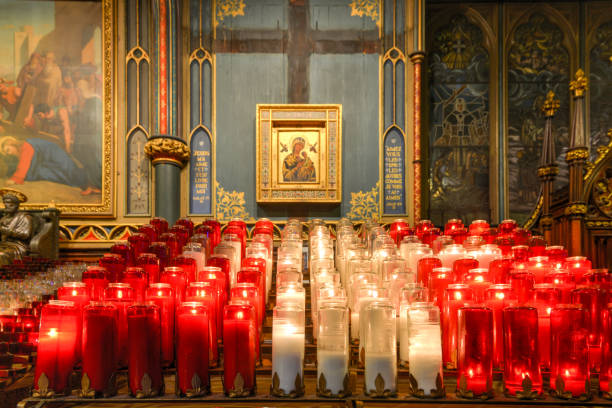 istock Notre Dame Basilica - Montreal, Canada 1128475493