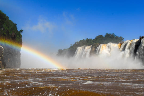 istock Iguassu Falls - Argentina 1128490537