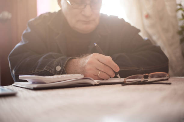 istock He does his job with a degree of responsibility. 1128527481