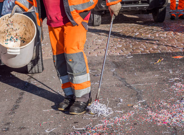istock Street cleaning after carnival parade 1128534401