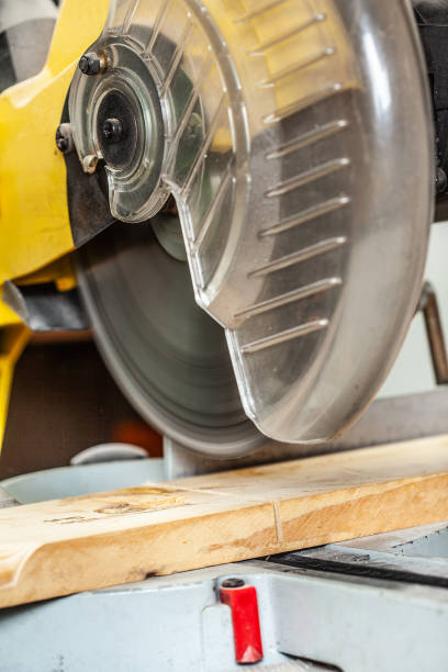 istock circular saw cutting wood 1128543757