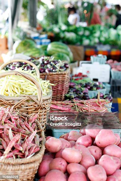 Фермерский Рынок — стоковые фотографии и другие картинки Арбуз - Арбуз, Баклажан, Боб