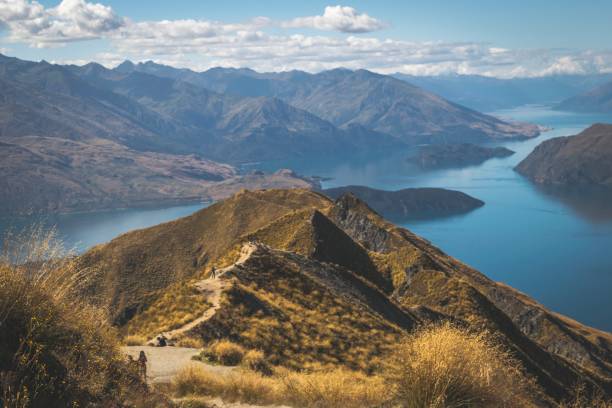istock Rois Peak View on New Zealand Landscape 1128623977