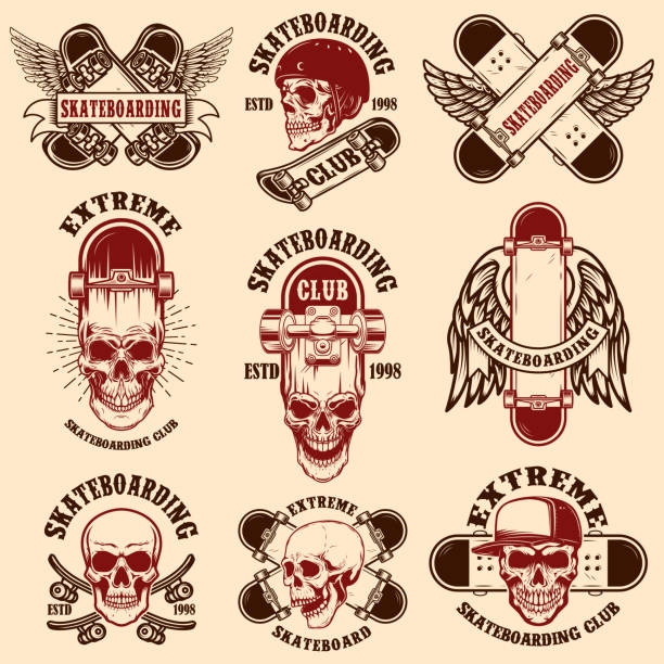 ilustraciones, imágenes clip art, dibujos animados e iconos de stock de conjunto de emblemas de club skate con calaveras. elemento de diseño de cartel, letrero, etiqueta, camiseta. - riding old old fashioned motion