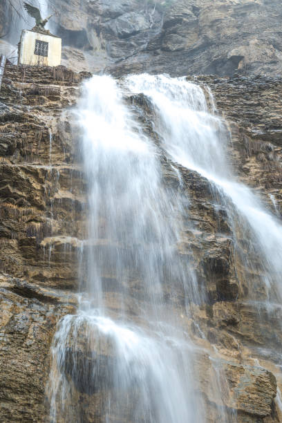 Водопад Учан-Су Wuchang-Su Waterfall in Crimea скала stock pictures, royalty-free photos & images