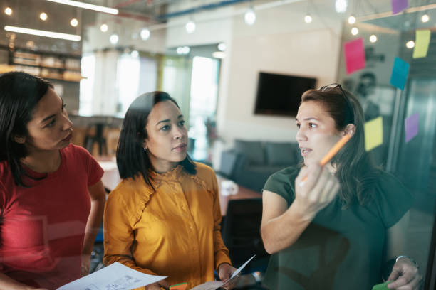 istock Progressive thinking in Latin company 1128641262