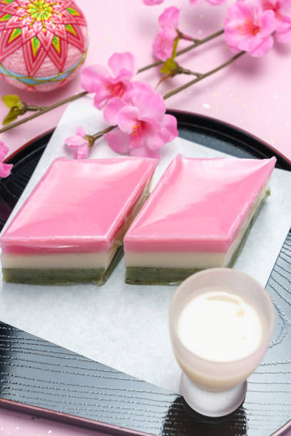 istock red, white, and green lozenge-shaped rice cakes (used for Japanese Girls' Festival) 1128665931