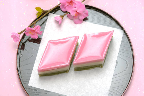 red, white, and green lozenge-shaped rice cakes (used for Japanese Girls' Festival)