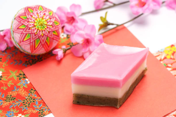 red, white, and green lozenge-shaped rice cakes (used for Japanese Girls' Festival)