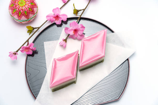 istock red, white, and green lozenge-shaped rice cakes (used for Japanese Girls' Festival) 1128666011