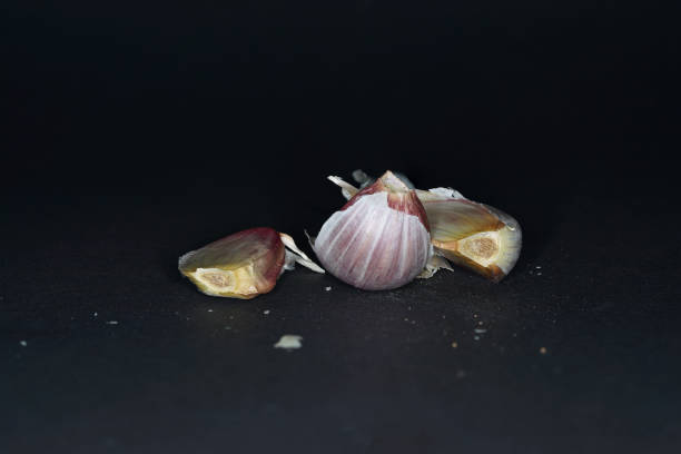 Garlic photographed in different situations and with macro objective also details clearly highlighted