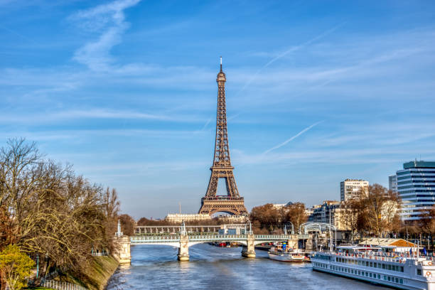 istock Eiffel tower and Pont Rouelle - Paris 1128694373