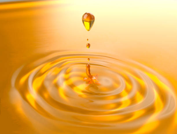 istock Drop of golden oil 1128716062