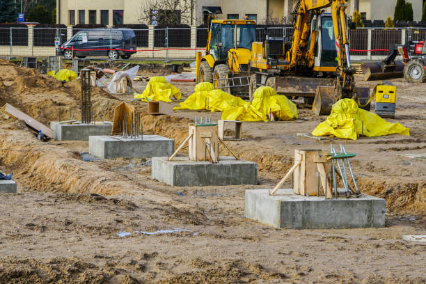 istock building a concrete foundation for a new shop building 1128746336