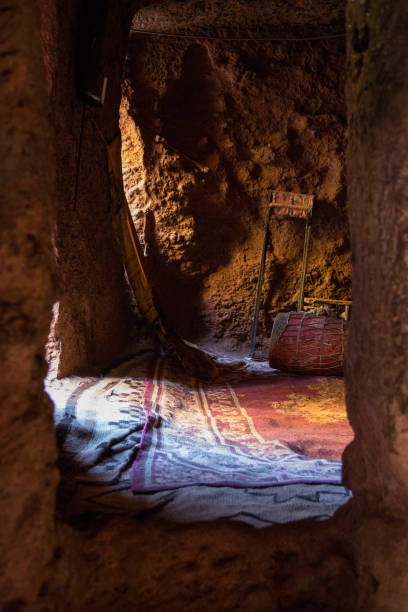 Ethiopia: Church of St. George in Lalibela An interior of the iconic Church of St. George (Biete Ghirogis) in Lalibela. Built in the late 12th or early 13th century AD, it is one of eleven rock-hewn monolithic churches that are now a UNESCO World Heritage Site. the church of saint george lalibela ethiopia stock pictures, royalty-free photos & images
