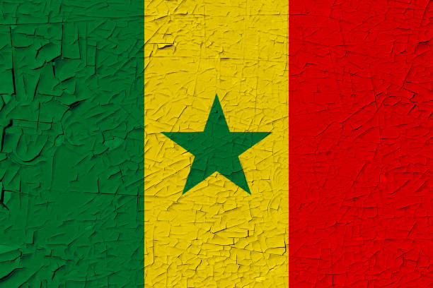 malte flagge senegal - senegal flag dirty africa stock-fotos und bilder