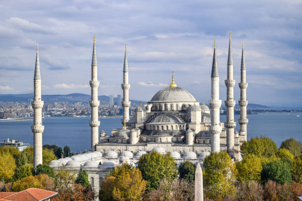 мечеть султана ахмеда в стамбуле, турция - sultan ahmed mosque стоковые фото и изображения