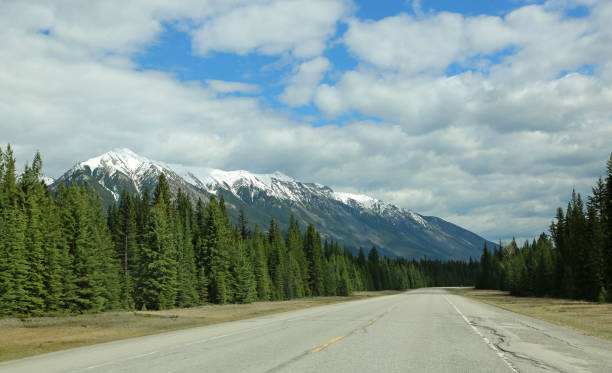 istock Road 93 in British Columbia 1128803228