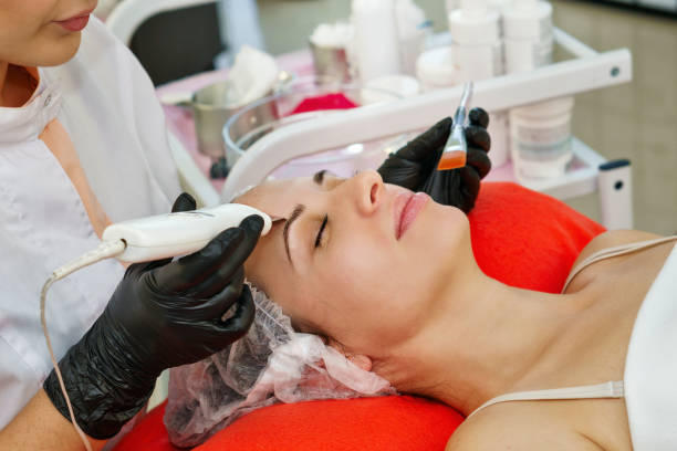 istock Cosmetic procedure. Phototherapy 1128804288