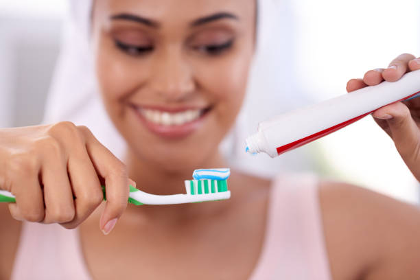 istock Minty dental support coming right up 1128839237