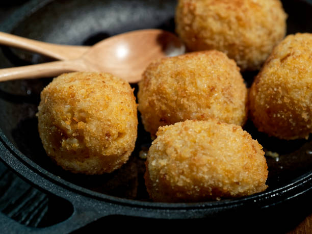 istock Homemade vegan arancini (risotto balls) 1128857425