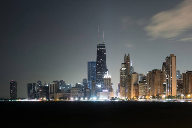 istock Chicago City Landscape 1128869212