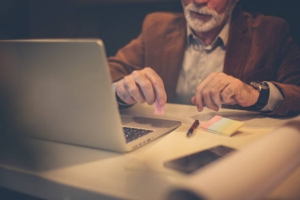 istock Reminder is important in business. 1128873126