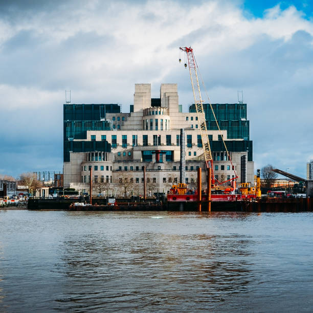 Exterior of Secret Intelligence Service, SIS, MI6, building in London London, UK - Feb 10, 2019: Exterior of Secret Intelligence Service, SIS, MI6 building in London mi6 stock pictures, royalty-free photos & images