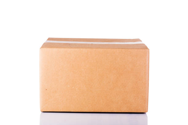 絶縁ショットのブランク白い背景に段ボール箱 - box blank brown white ストックフォトと画像
