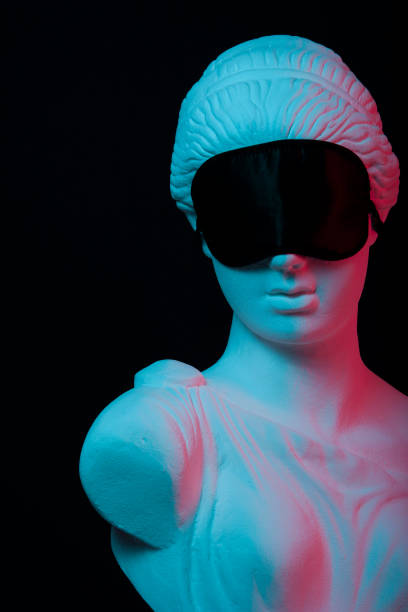 istock Greek women's statue replica 1128893221