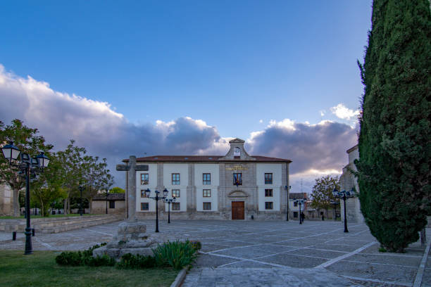 town hall of the medieval village of ampudia - palencia province imagens e fotografias de stock